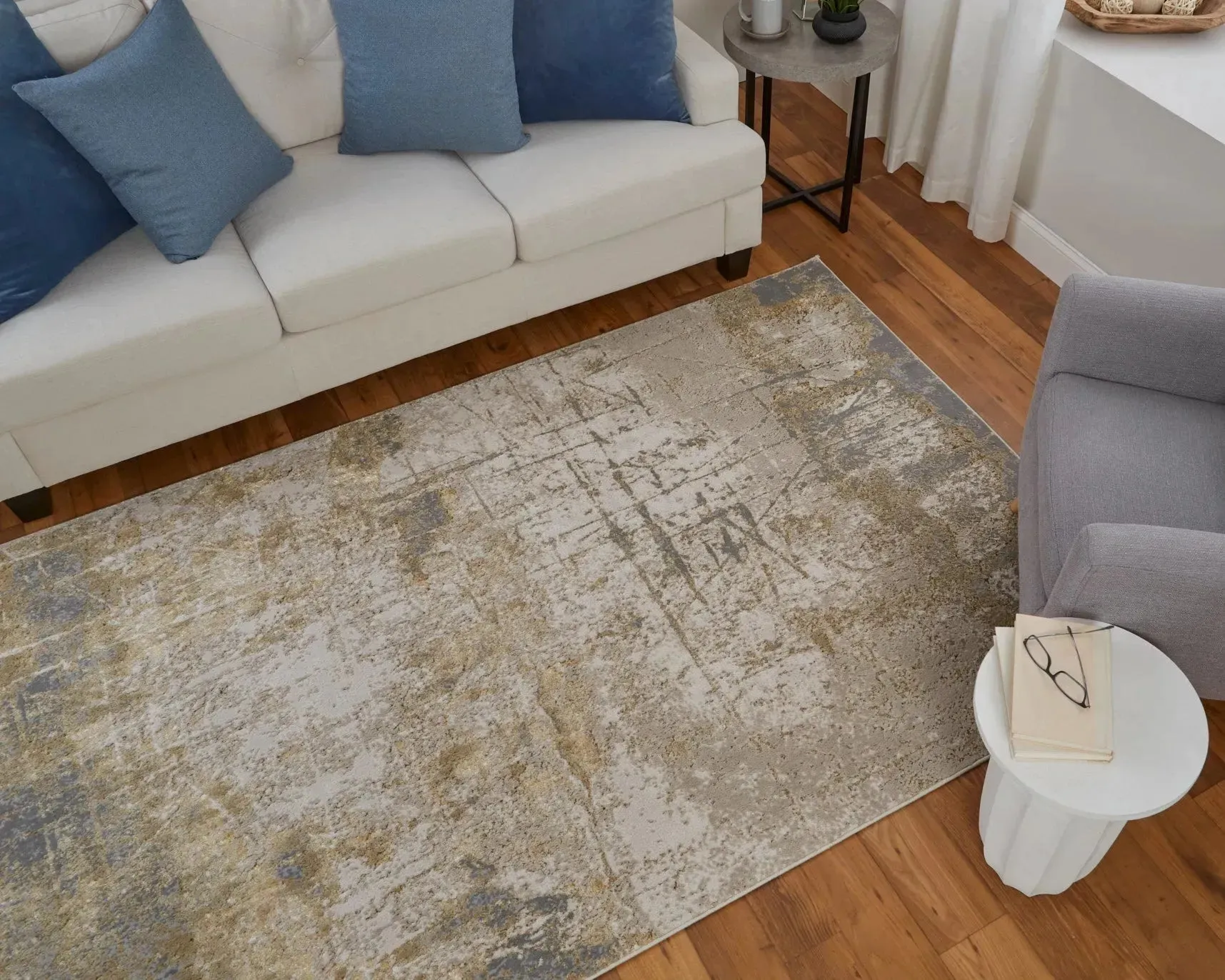 Aura AUR39LNF Ivory/Brown Rug