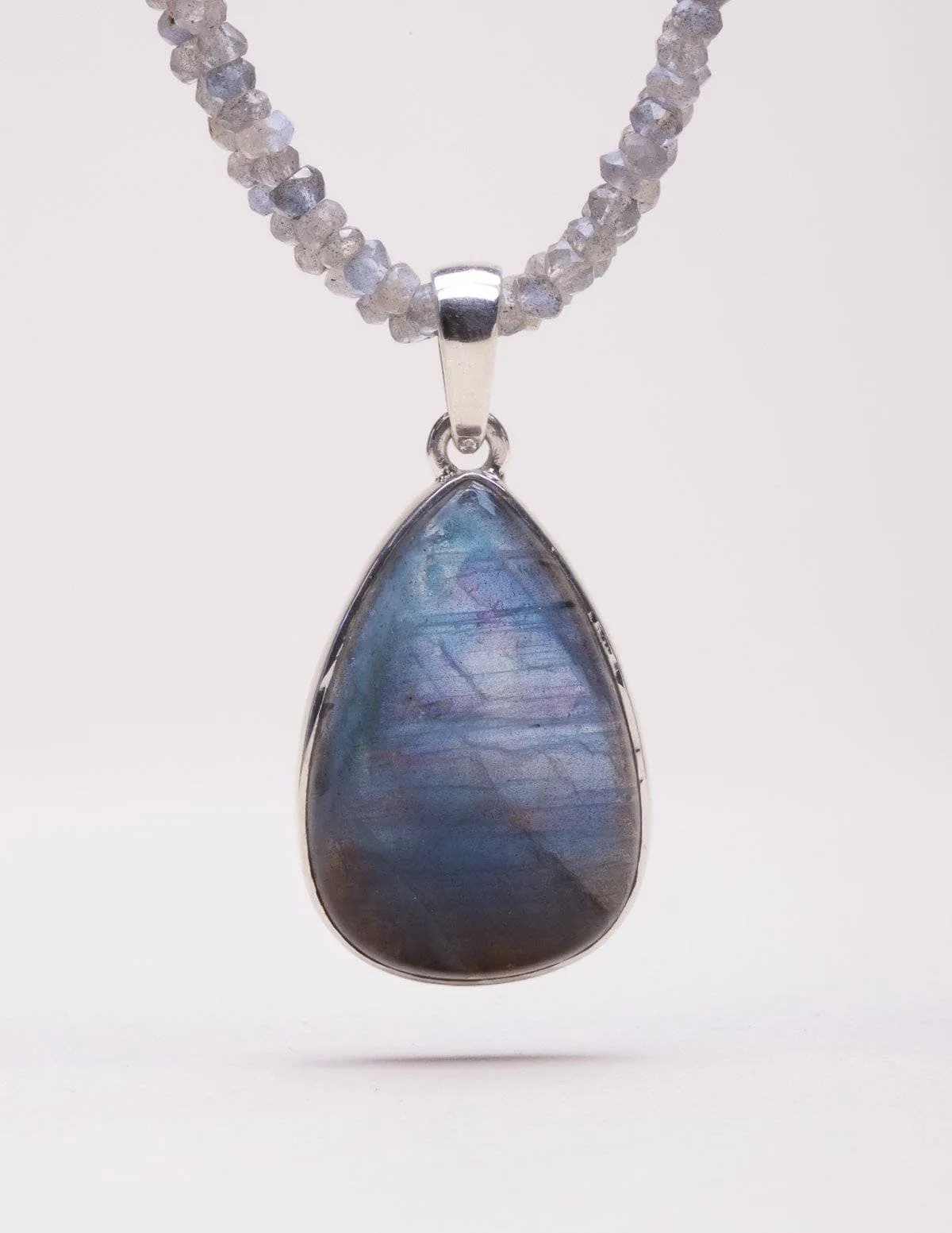 Labradorite Beaded Pendant Necklace